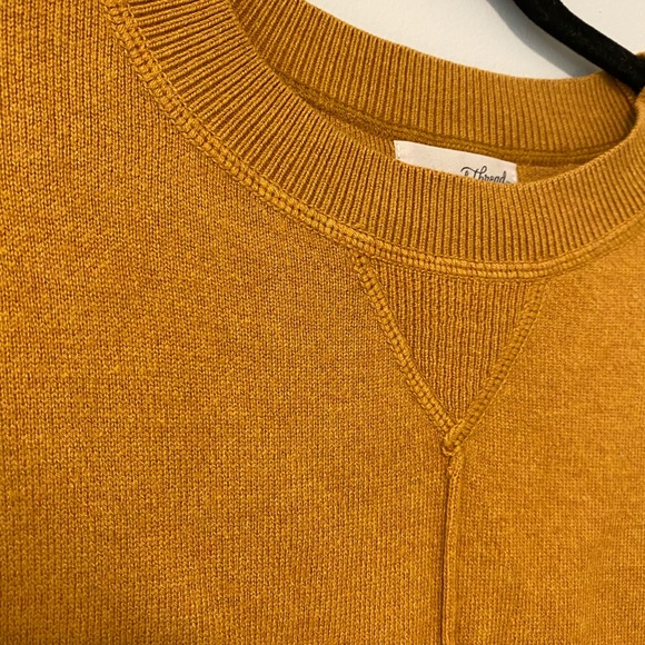 Universal Thread sweater - Picture 4 of 4